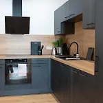 Station 21 - Luxus Lofts - Gruppen Bis 20 Personen - Parkplatz - Konferenzraum 4* 풀다