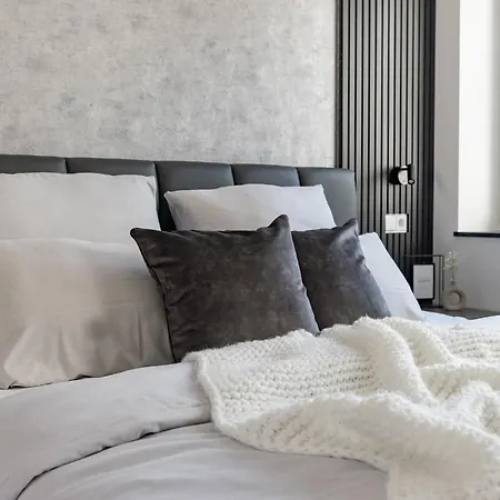 Station 21 - Luxus Lofts - Gruppen Bis 20 Personen - Parkplatz - Konferenzraum 4* Φούλντα