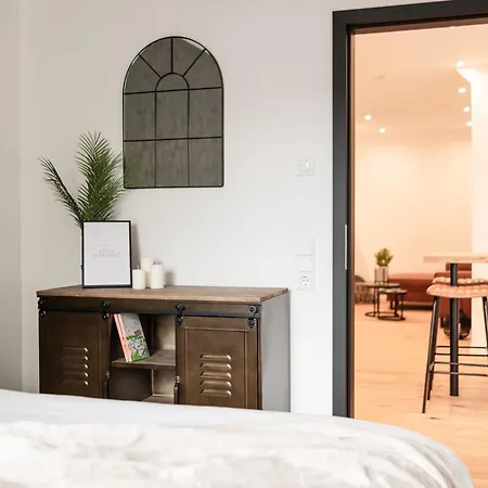 Ξενοδοχείο με διαμερίσματα Station 21 - Luxus Lofts - Gruppen Bis 20 Personen - Parkplatz - Konferenzraum Φούλντα